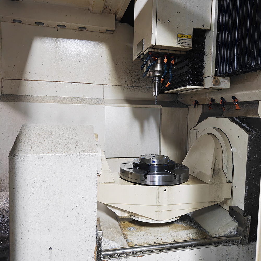 五（wǔ）軸聯動